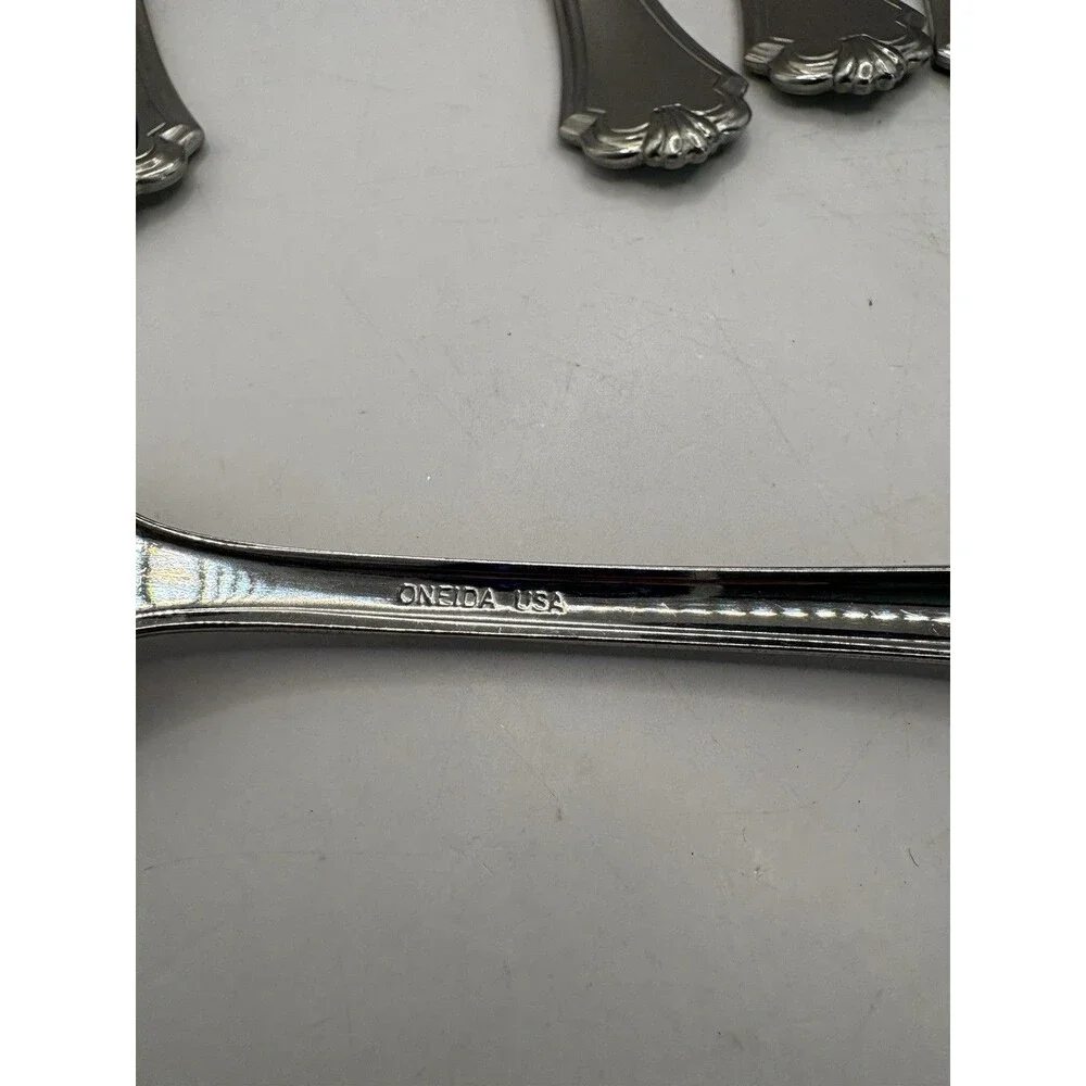 9 Salad/ Desert Forks MIDTOWNE Oneida USA Stainless 6 3/4” Glossy Very Nice!